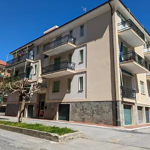 casa-vacanza-dalia.hotelitalianriviera.com/